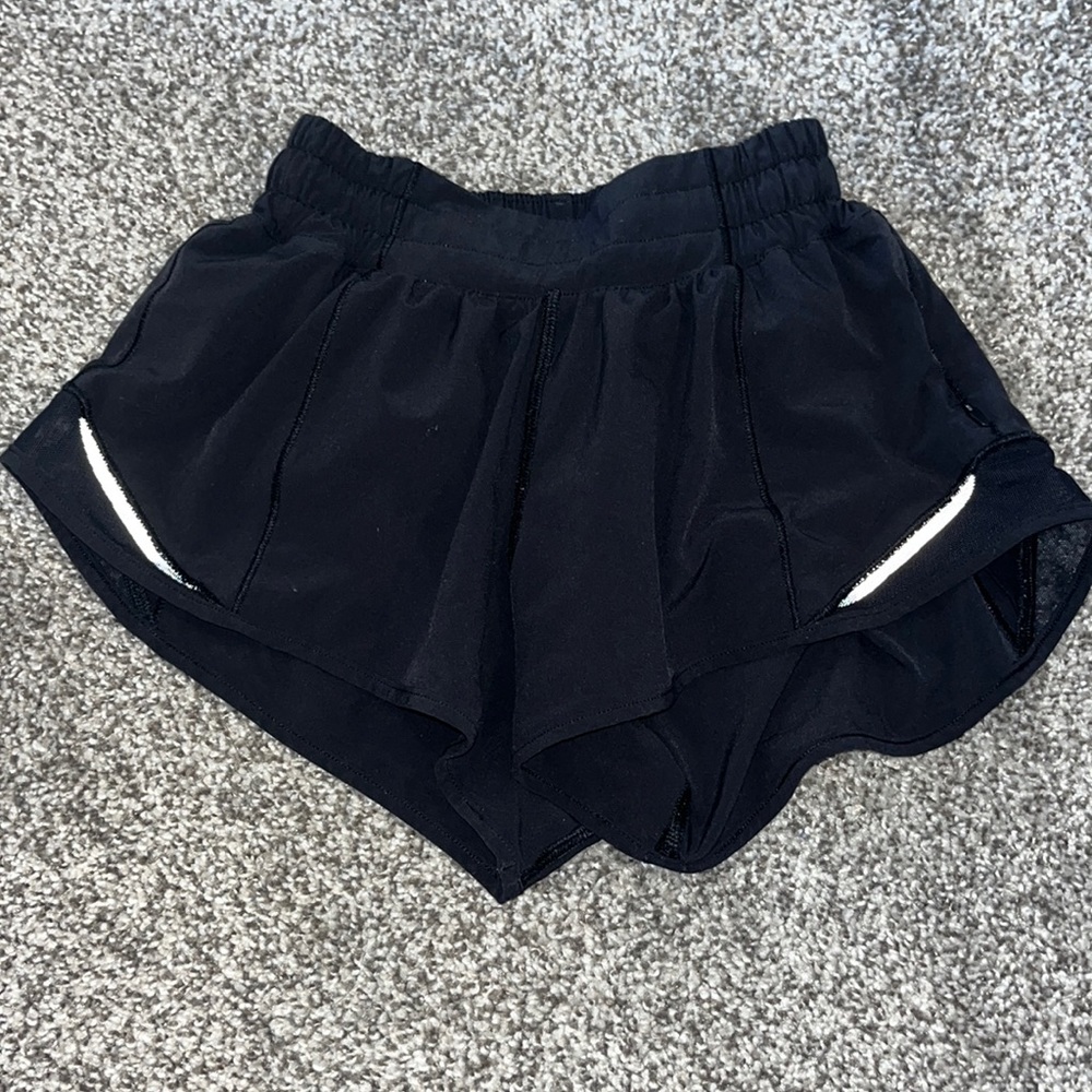 Lululemon Hotty Hot Shorts Size 0